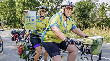 Fahrradfahrer auf Tandems.