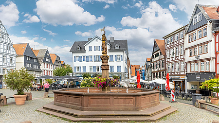 Der wunderschöne Marktplatz in Butzbach ist Ausgangspunkt des neuen audiovisuellen Stadtrundgangs "Auf den Spuren Weidigs".